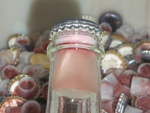 Champagne Jacques SONNETTE - Congélation du dépôt dans le col de la bouteille Champagne Jacques SONNETTE - Congélation du dépôt dans le col de la bouteille